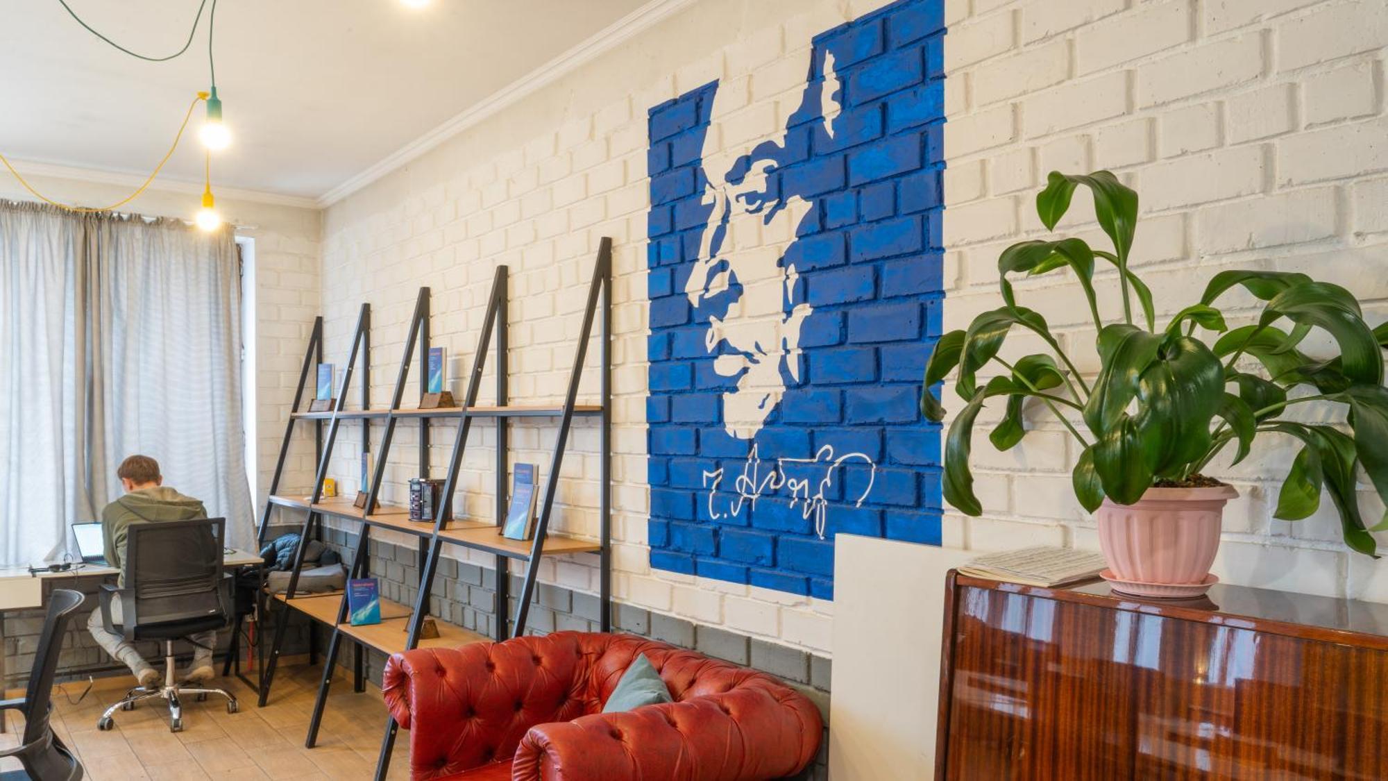 Ololofreelander Hostel&Coworking Bishkek Exterior photo