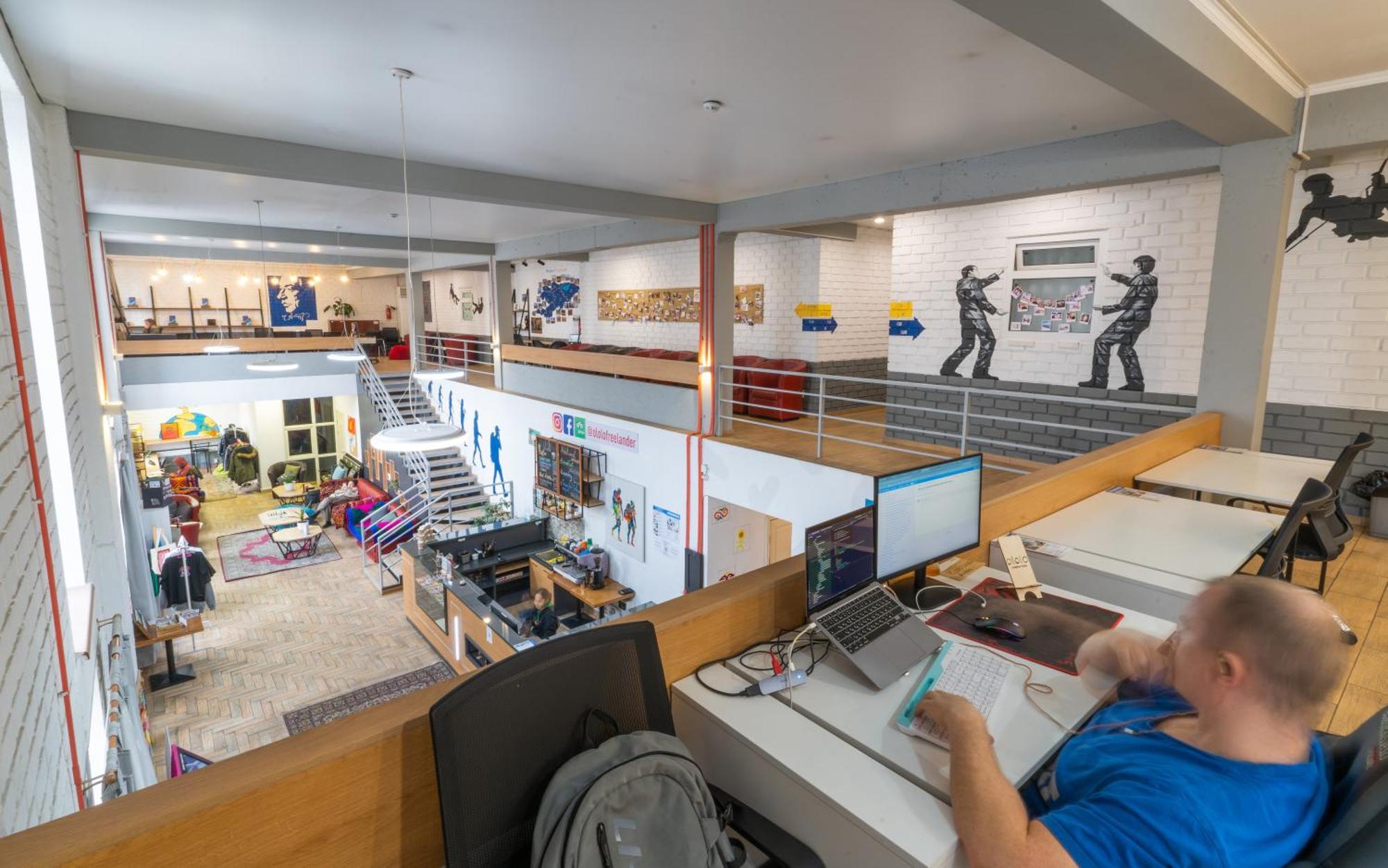 Ololofreelander Hostel&Coworking Bishkek Exterior photo