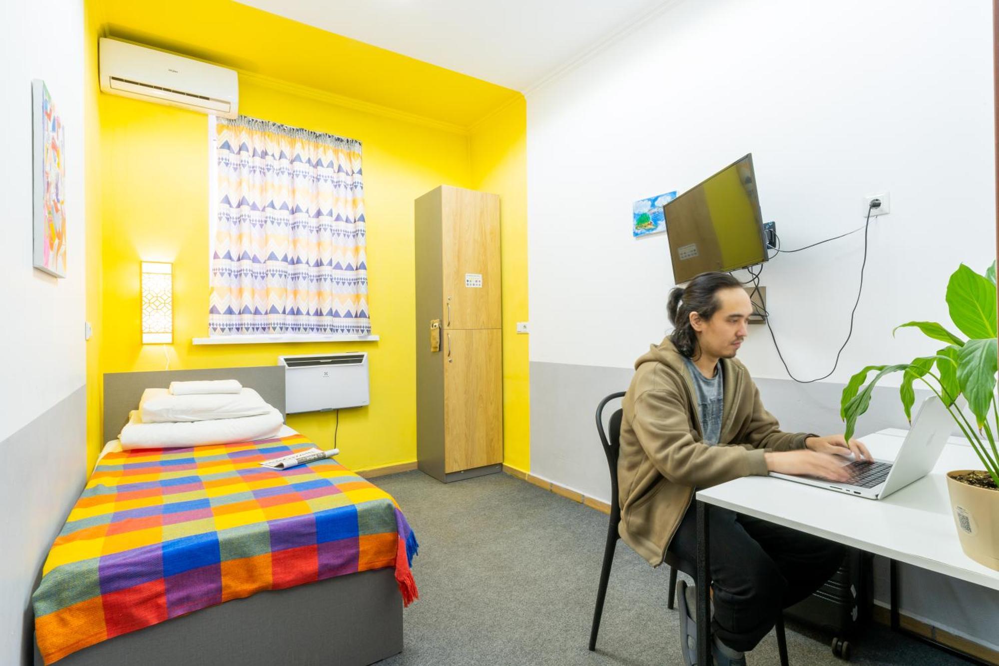 Ololofreelander Hostel&Coworking Bishkek Exterior photo
